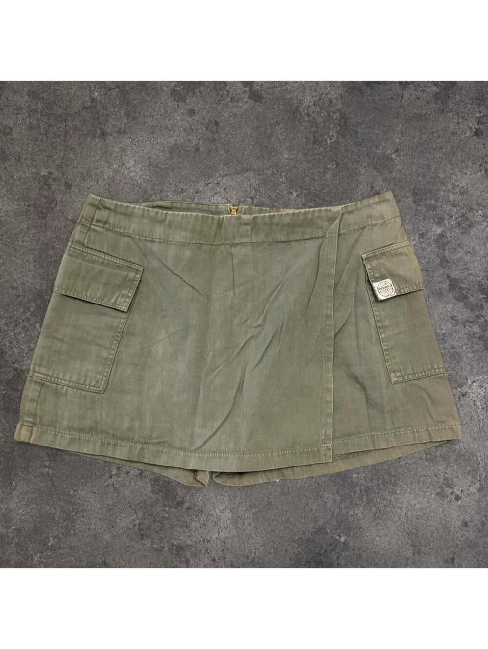 Fire Beautiful Vintage 90s khaki green cargo mini skirt